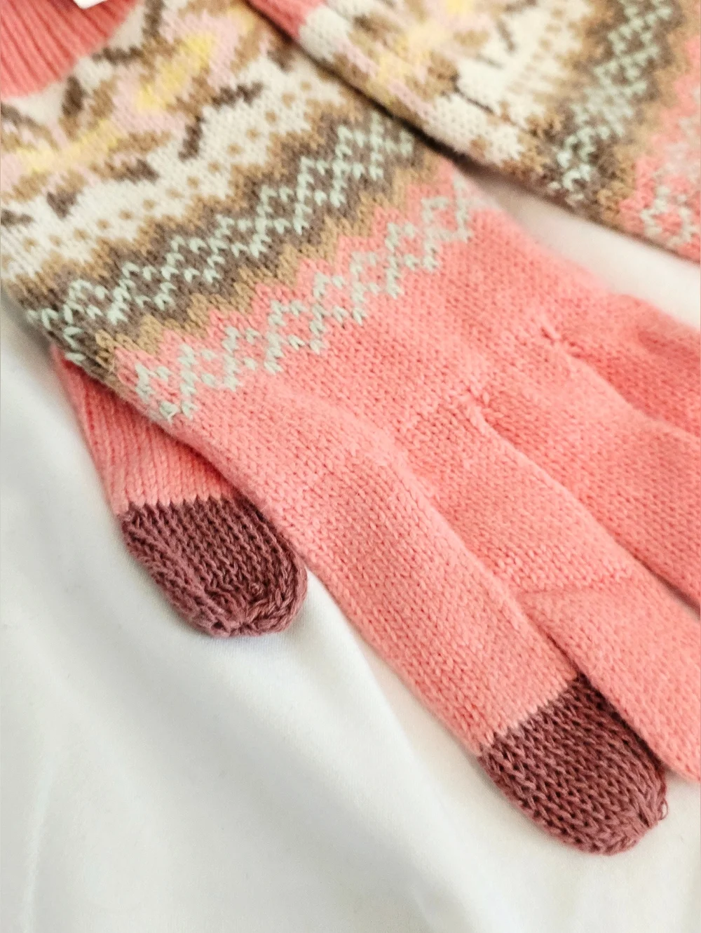 Talbots Fair Isle Knit Gloves Pink NWT Touchscreen Winter Preppy Classic Gift